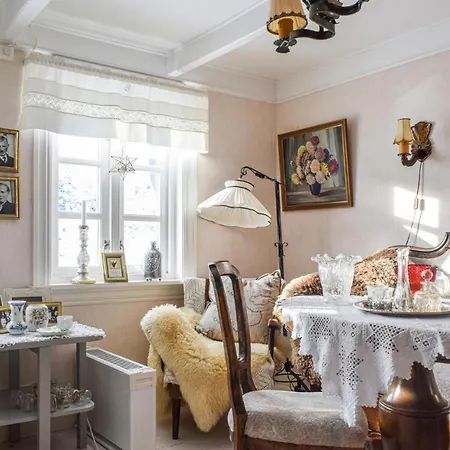 Beautiful In W/ 2 Bedrooms マンダール